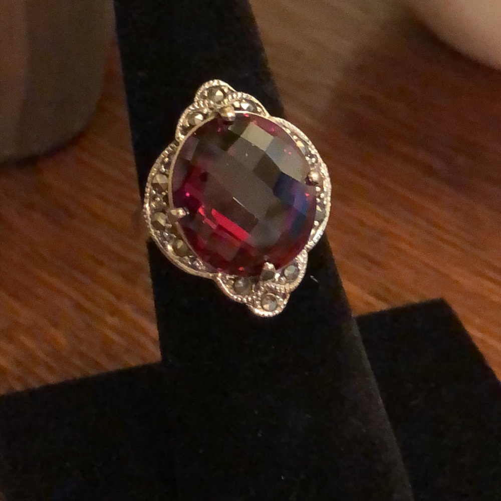 925 Silver And Garnet/Ruby Stone Ring. Unsure If … - image 1